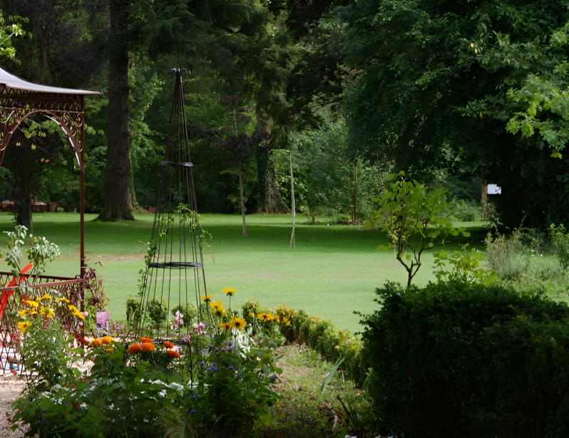 Arcadie Centre Paysagiste A Orleans Creation De Parcs Et Jardins